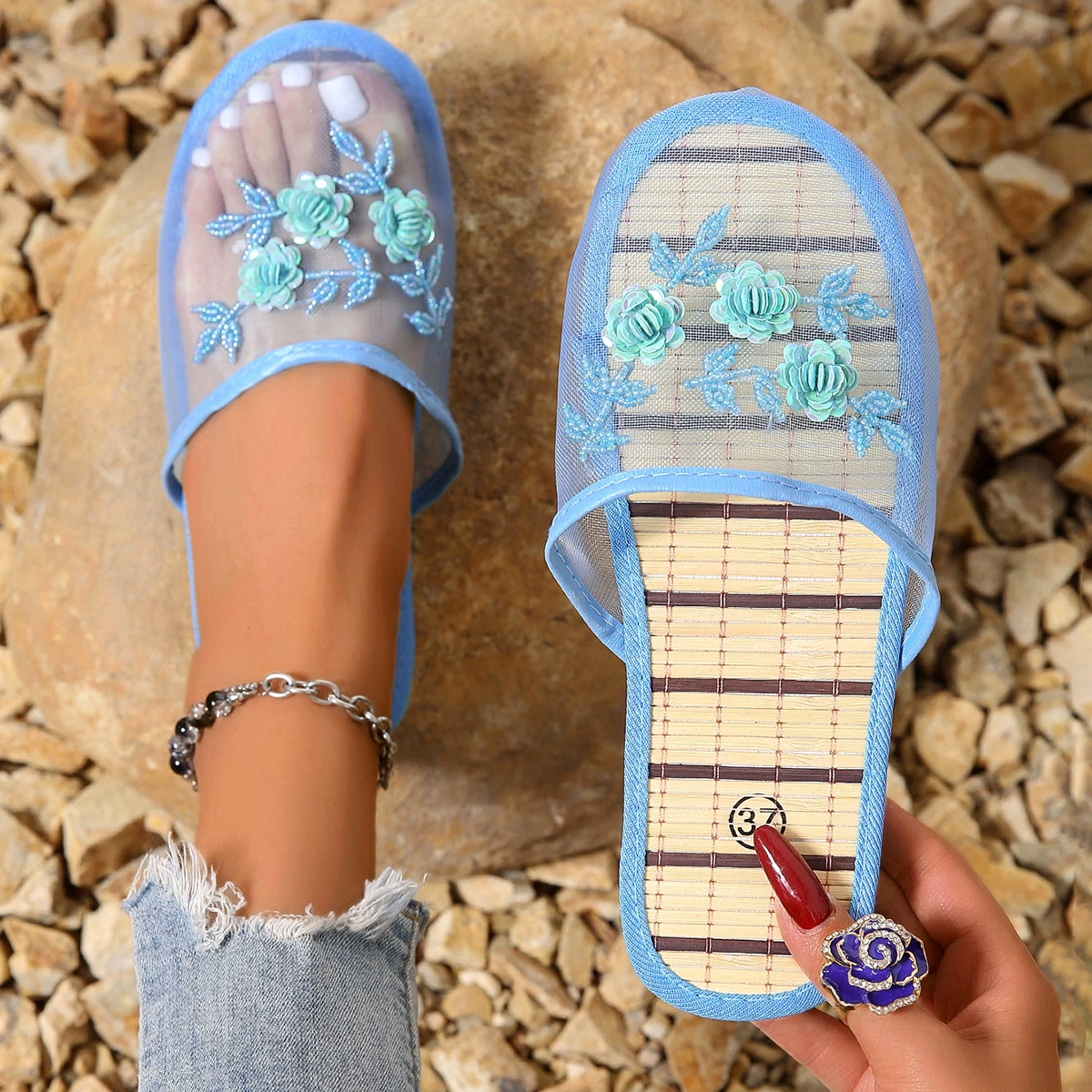 Damen-Sandalen mit geschlossen – Embroidery Garments Bewertung und Preis